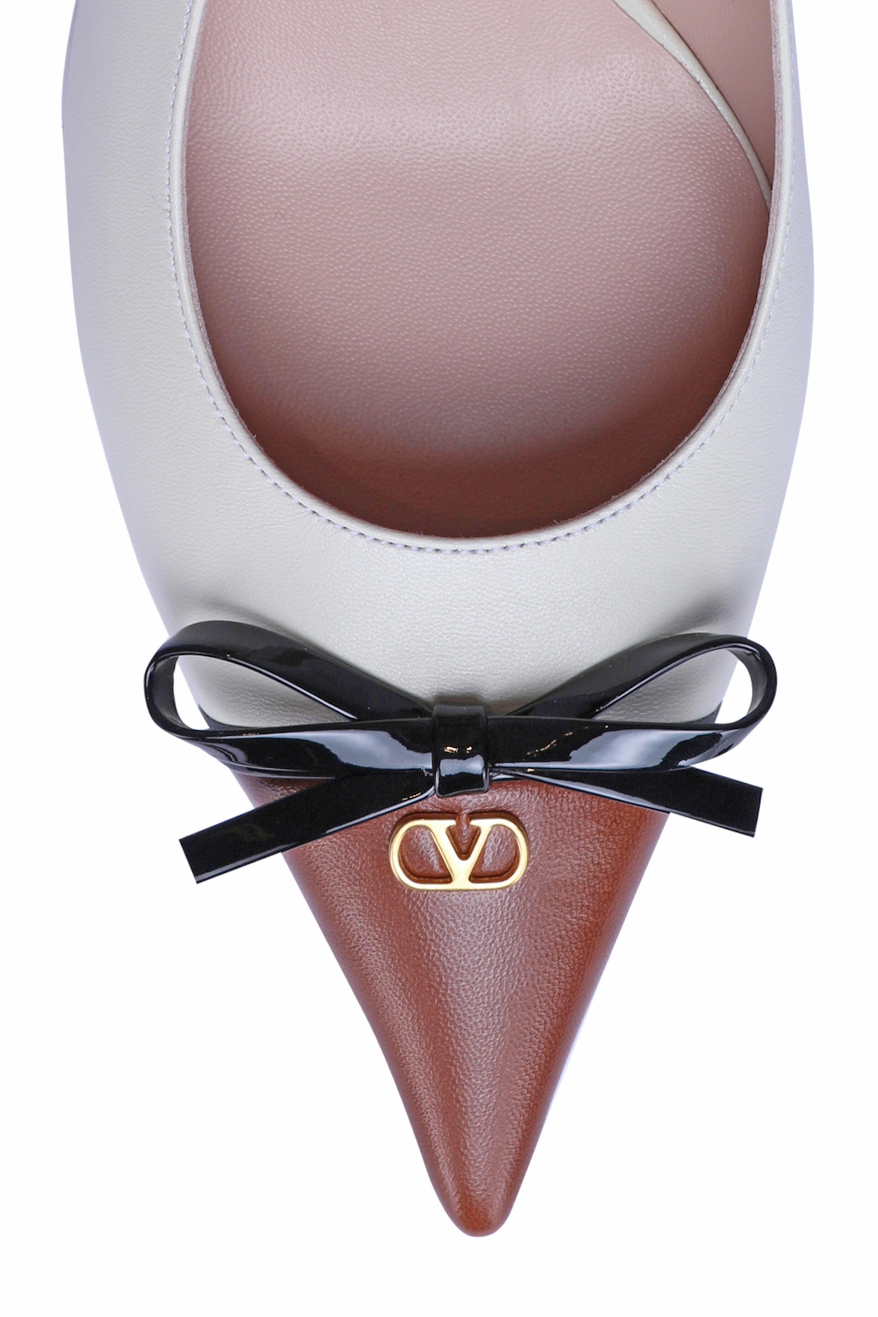 BEPOINTED SLINGBACK PUMP IN NATURAL & TABACO