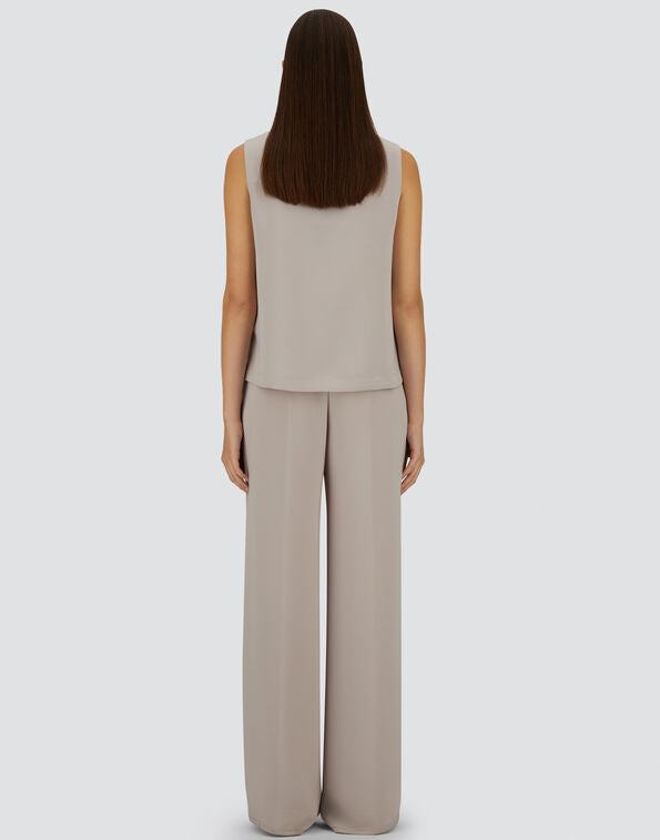 TOP CON CUELLO DE PICO DE LUCENT CADY