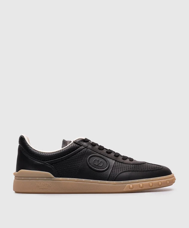 UPVILLAGE BLACK LEATHER SNEAKER