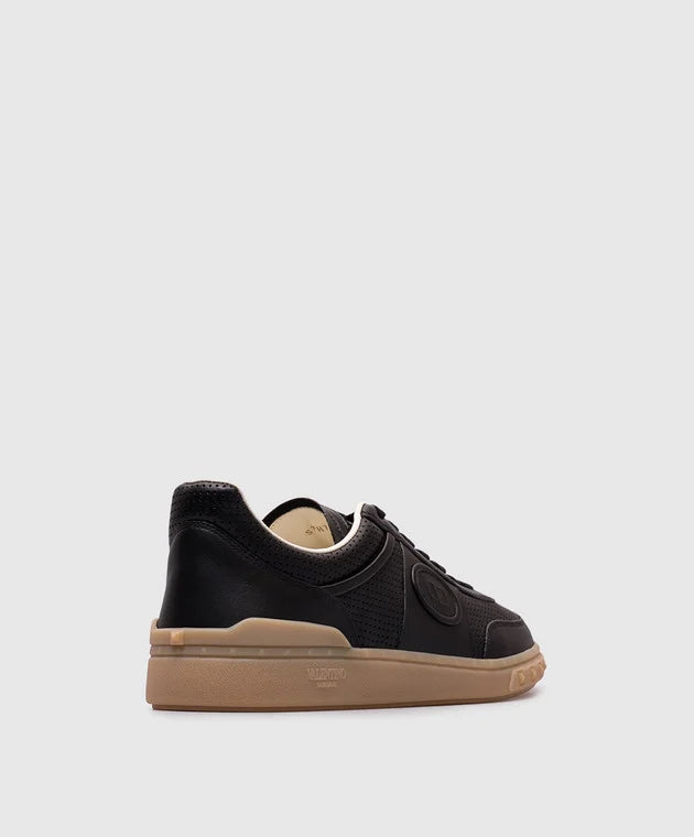 UPVILLAGE BLACK LEATHER SNEAKER
